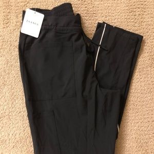 Jaanuu Scrubs - Charge Cargo Drawcord Pant